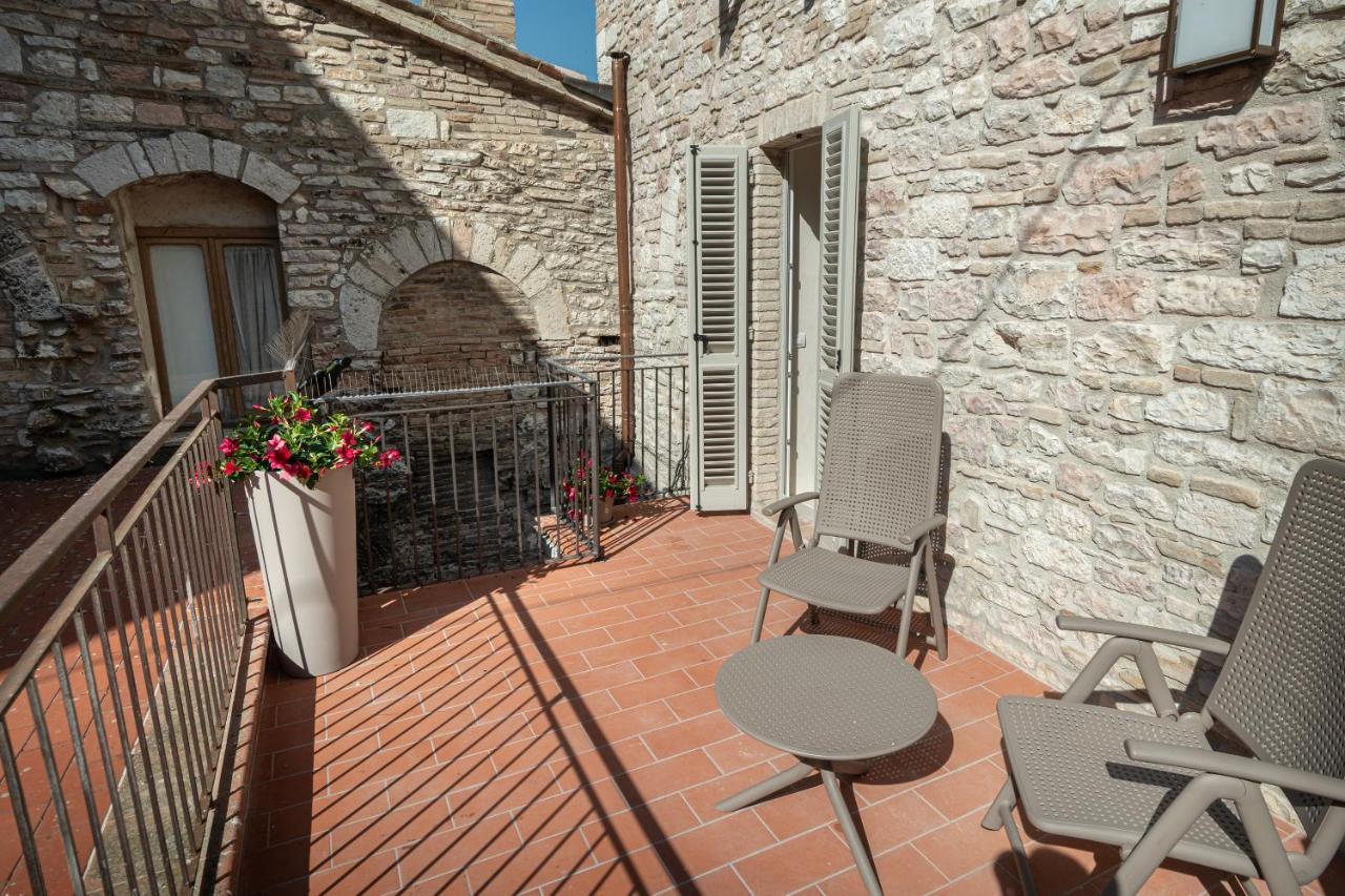 Xenios Assisi Villa ภายนอก รูปภาพ
